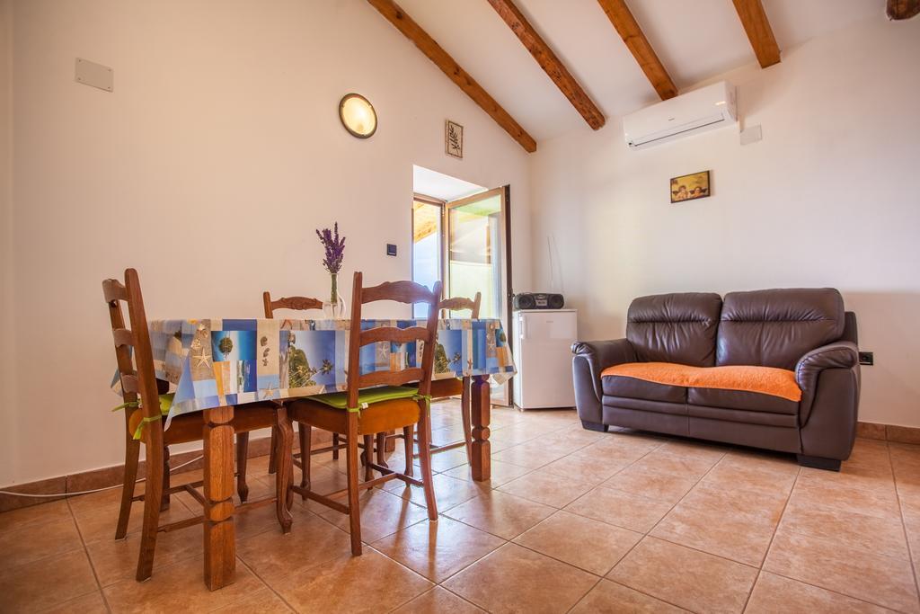 Apartment Vidovici Martinscica  Ngoại thất bức ảnh